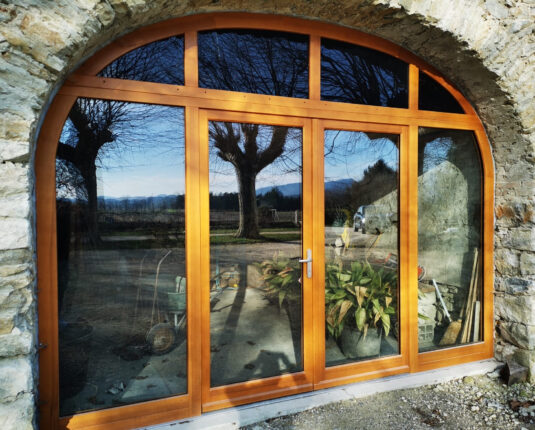 porte-fenêtre bois