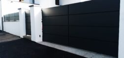 Portail noir aluminium